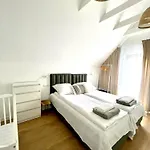 Minimal. Dom Caloroczny W Gorach Duszniki Zdroj