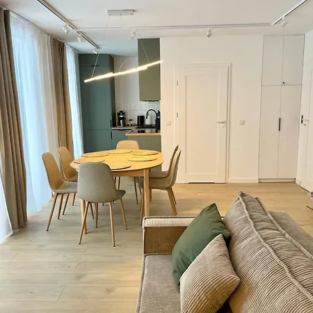 Villa Minimal. Dom Caloroczny W Gorach