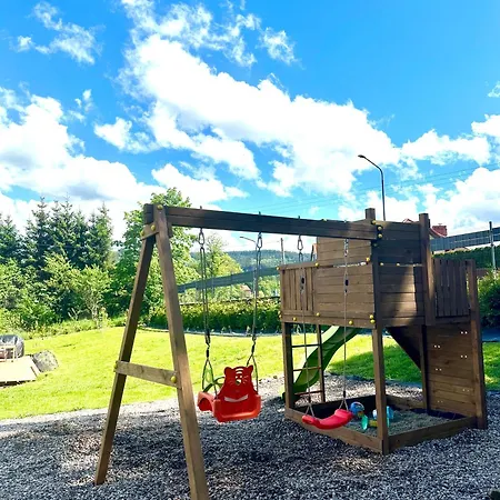 Villa Minimal. Dom Całoroczny W Górach