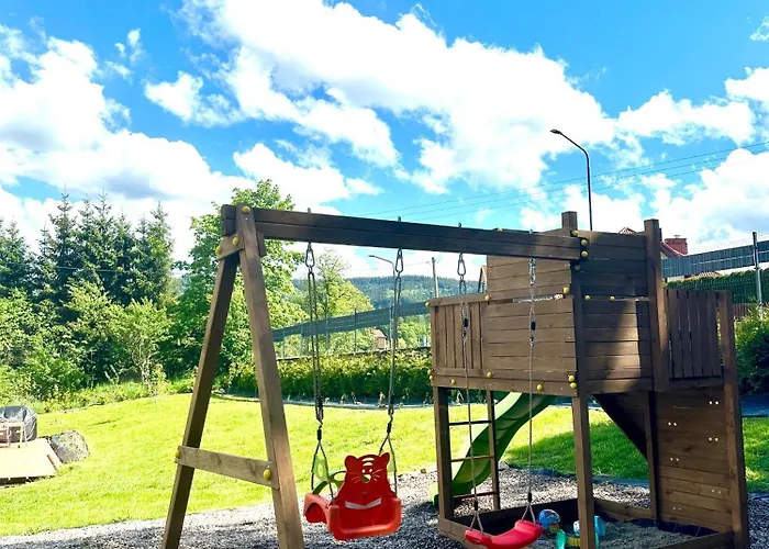 Villa Minimal. Dom Caloroczny W Gorach