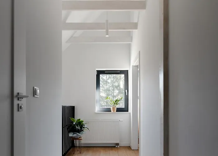 Villa Minimal. Dom Caloroczny W Gorach *